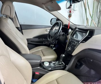 Hyundai Santa Fe 2018 - Xe Hyunhdai Santa fe 2018 màu đỏ mận, 7 chỗ