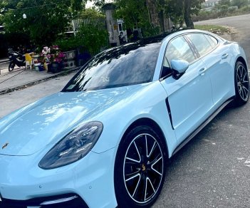 Porsche Panamera 2017 - Chính chủ bán xe Porsche panamera sx 2017 Lăn bánh 2018