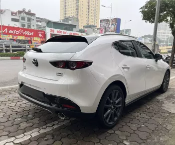 Mazda 3 2023 - Bán Mazda 3 đời 2023, màu trắng, giá 690tr