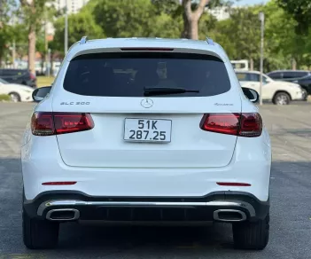 Mercedes-Benz GLC 300 2021 - Tiết kiệm hơn 1 tỉ