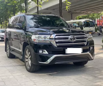 Toyota Land Cruiser VX.S 5.7 2016 - Cần bán Toyota Land Cruiser VX.S 5.7 nhập Trung Đông, đời 2016, giá cả thương lượng