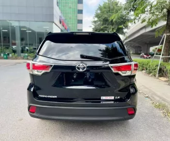 Toyota Highlander 2.7L LE 2014 - Bán xe Toyota Highlander 2.7L LE đời 2014, nhập Mỹ, giá cả thương lượng